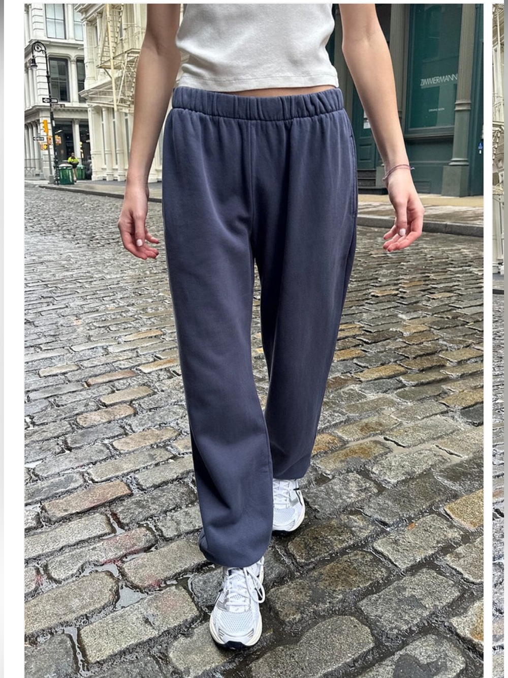 Brandy Melville Rosa Sweatpants Navy Jogger